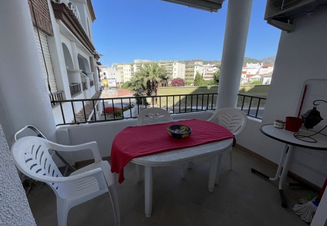 Apartamento en La Herradura - Apartamento bonito con 1 dormitorio muy cerca a la playa