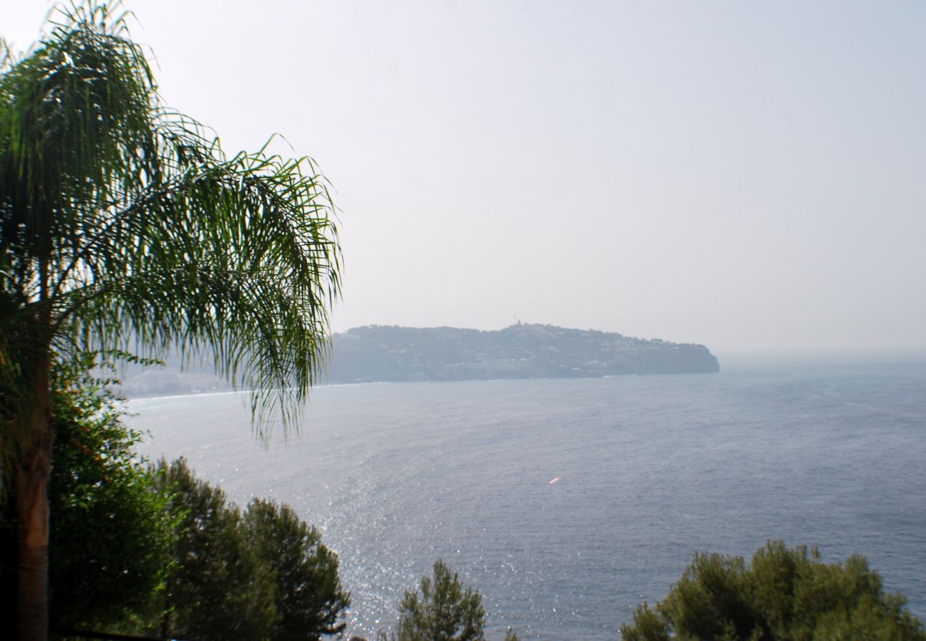 Villa en La Herradura - Encantadora casa de 3 dormitorios con impresionantes vistas y piscina privada