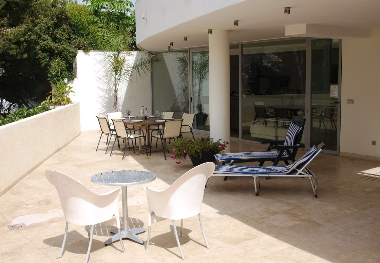Villa en La Herradura - Hermosa villa de 3 dormitorios con vistas y piscina climatizada 