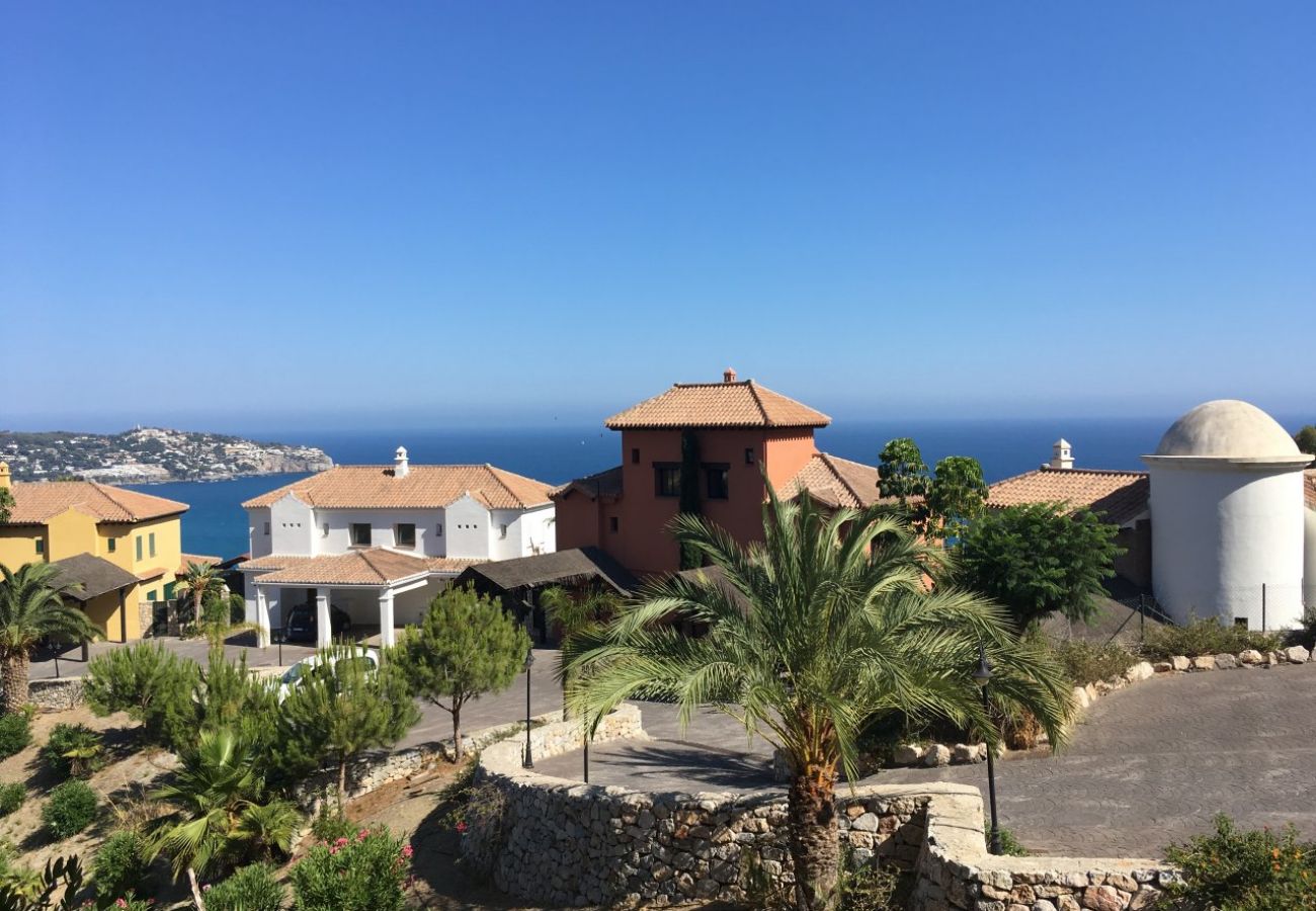 Apartamento en La Herradura - Precioso apartamento de 2 dormitorios y 2 baños