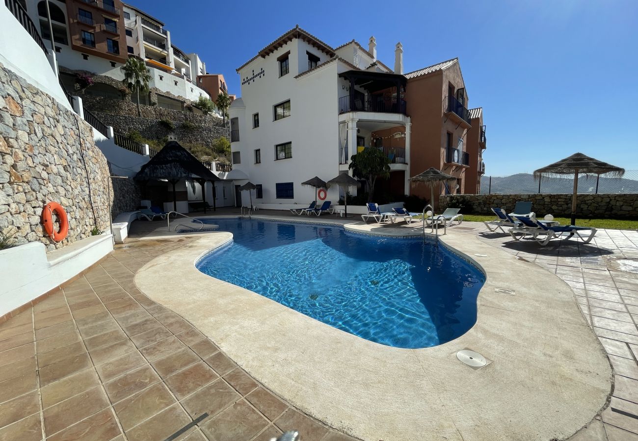 Apartamento en La Herradura - Precioso apartamento de 2 dormitorios y 2 baños