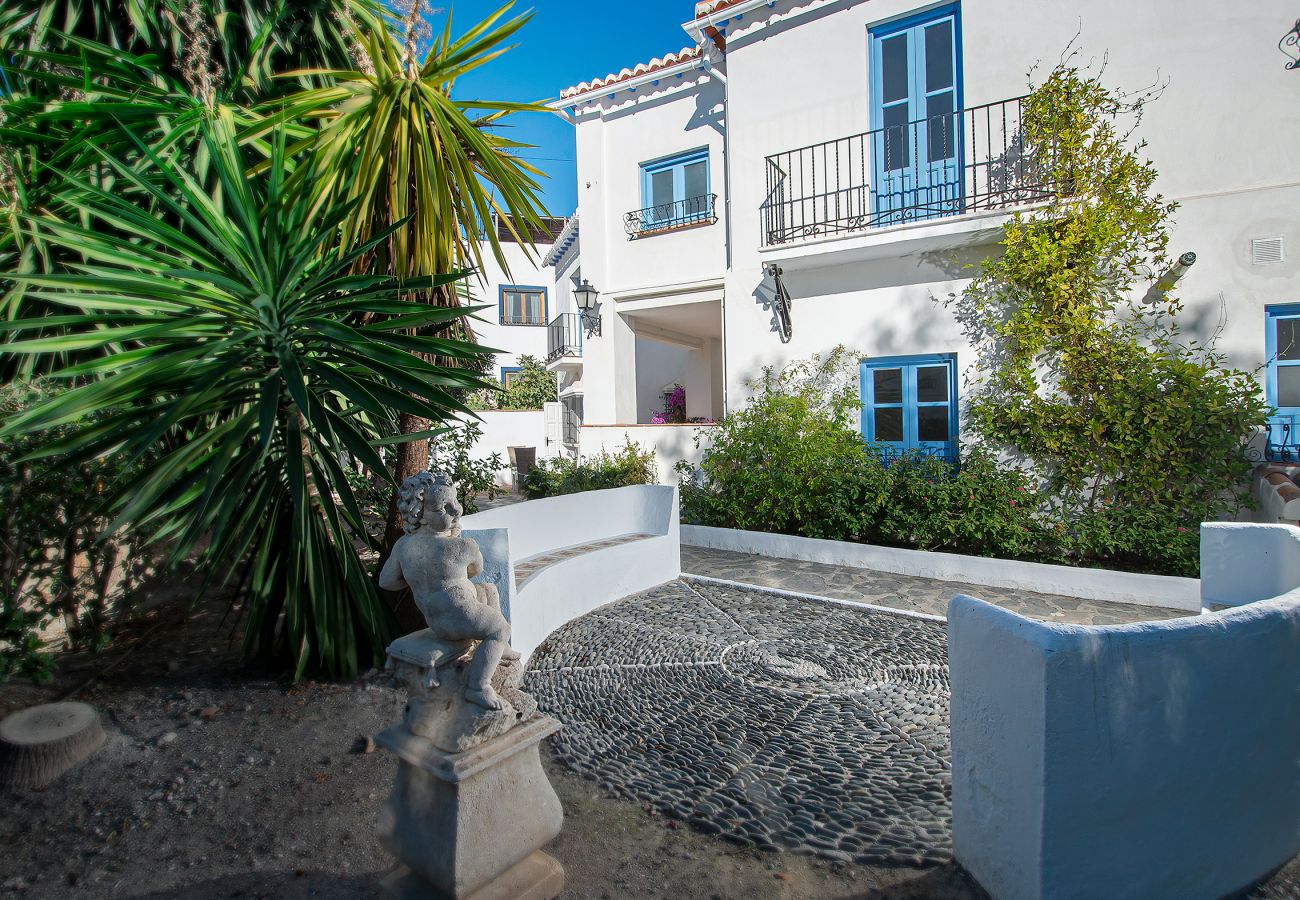 Villa en Almuñecar - Increíble villa de 6 camas con piscina privada y vistas