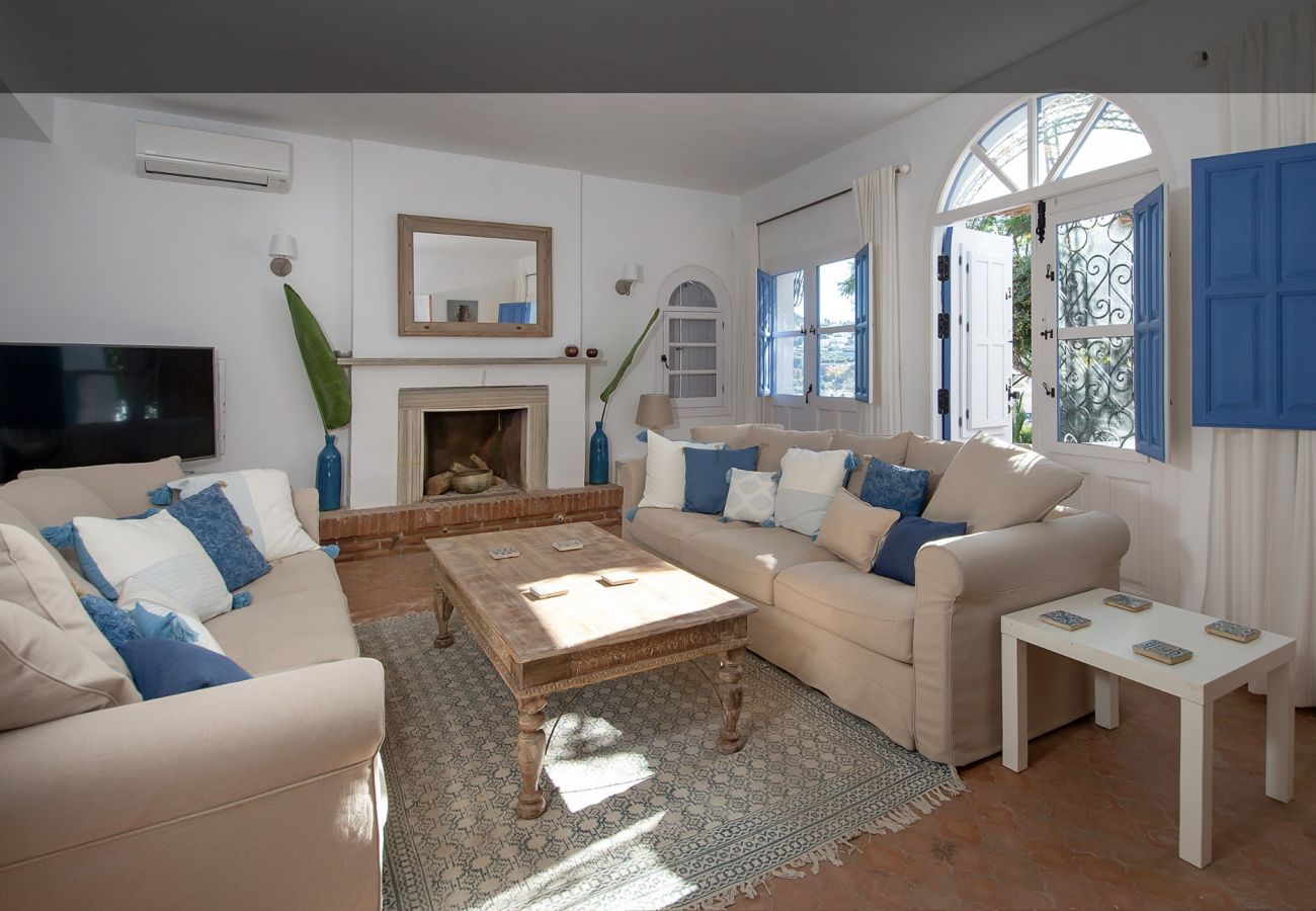 Villa en Almuñecar - Increíble villa de 6 camas con piscina privada y vistas