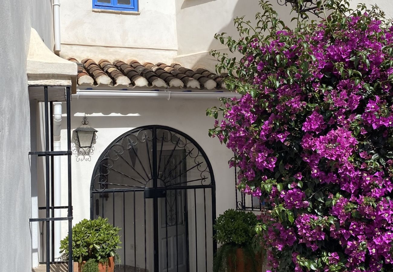 Villa en Almuñecar - Increíble villa de 6 camas con piscina privada y vistas