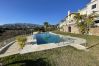 Casa en La Herradura - Stunning 3 bedroom house with communal pool and views