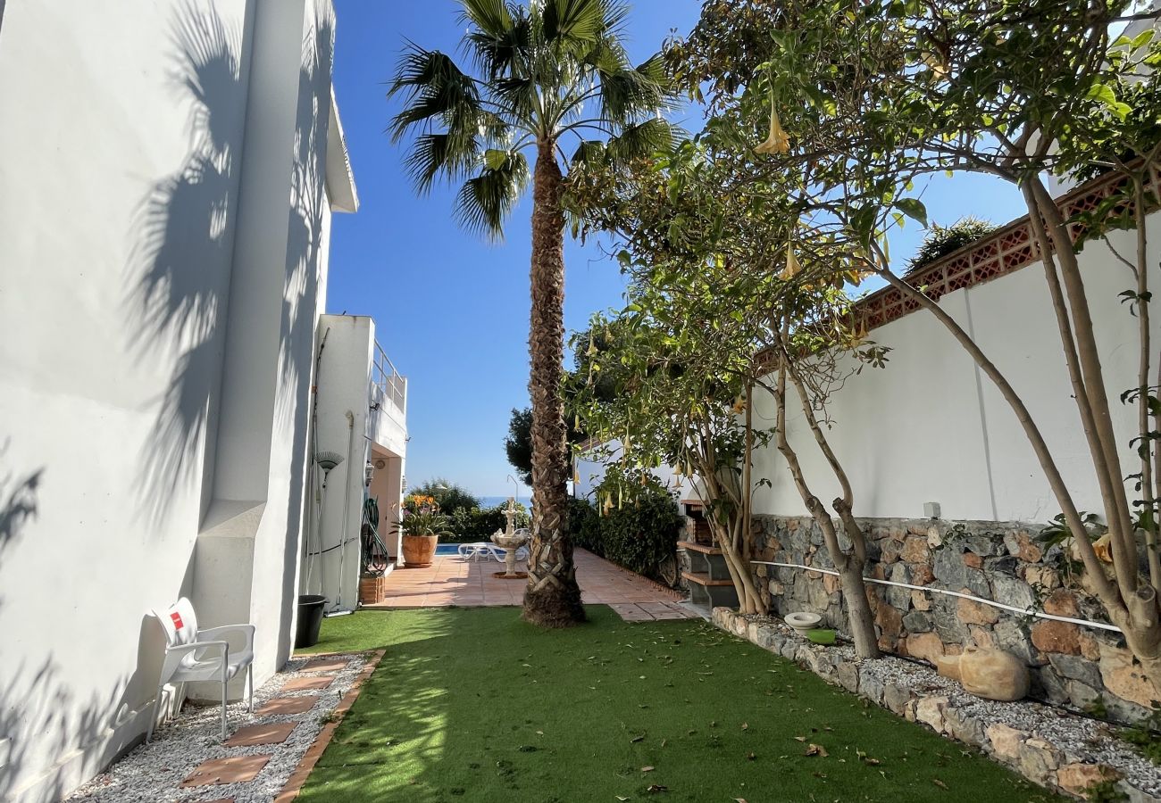 Villa en La Herradura - Marina Azul