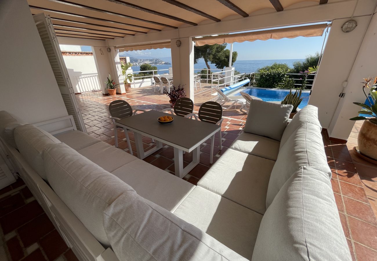 Villa en La Herradura - Marina Azul