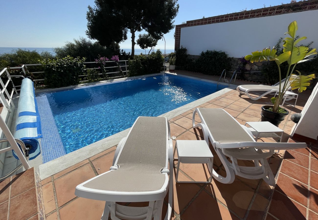 Villa en La Herradura - Marina Azul