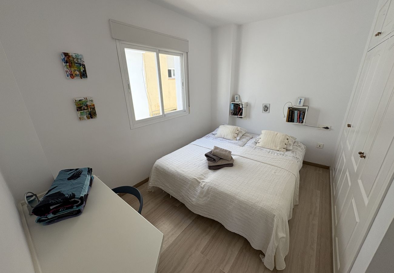 Apartamento en La Herradura - Lovely 2 bed apartment within walking distance to the beach and town