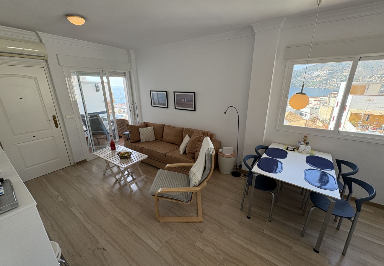 Apartamento en La Herradura - Lovely 2 bed apartment within walking distance to the beach and town