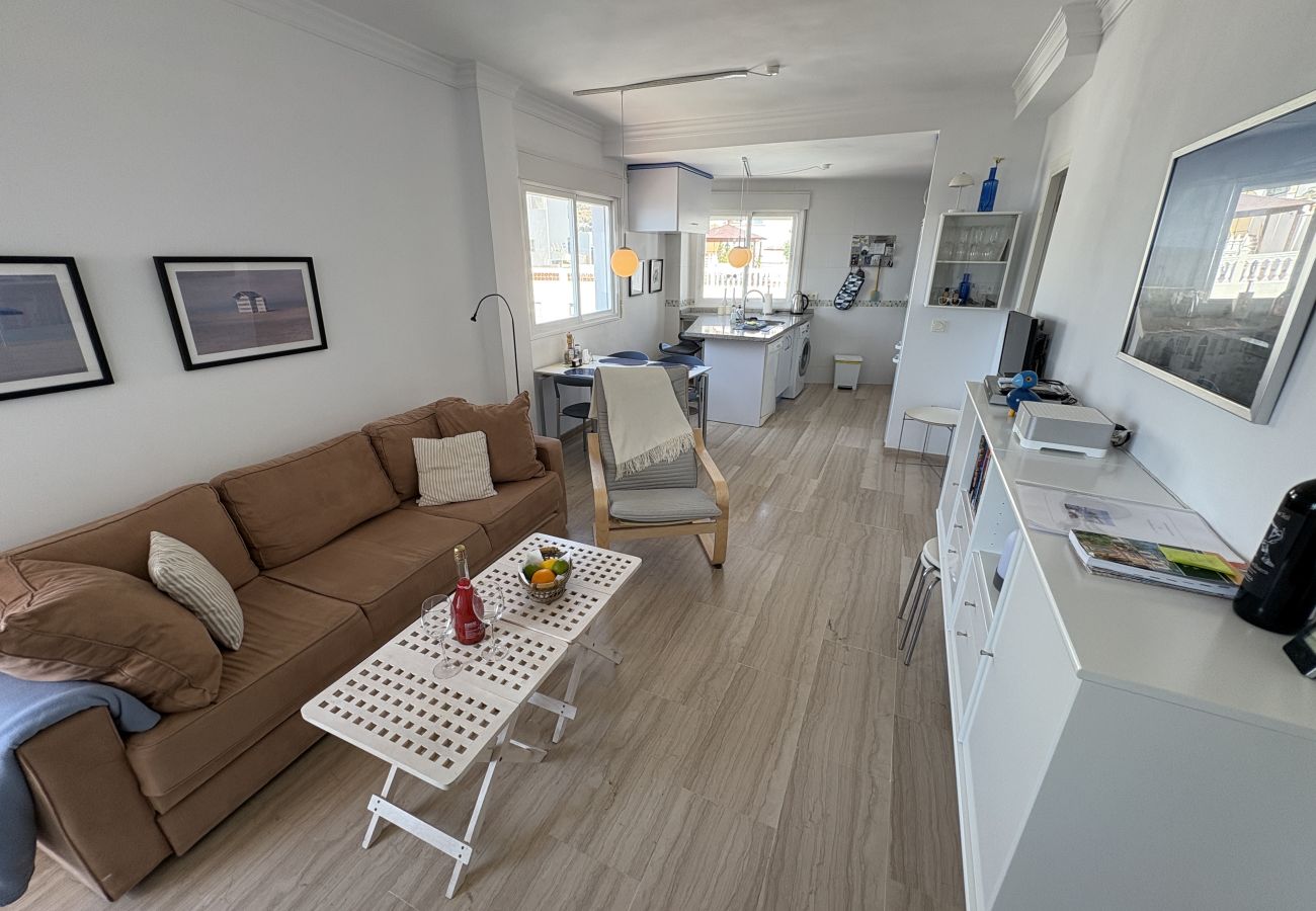 Apartamento en La Herradura - Lovely 2 bed apartment within walking distance to the beach and town