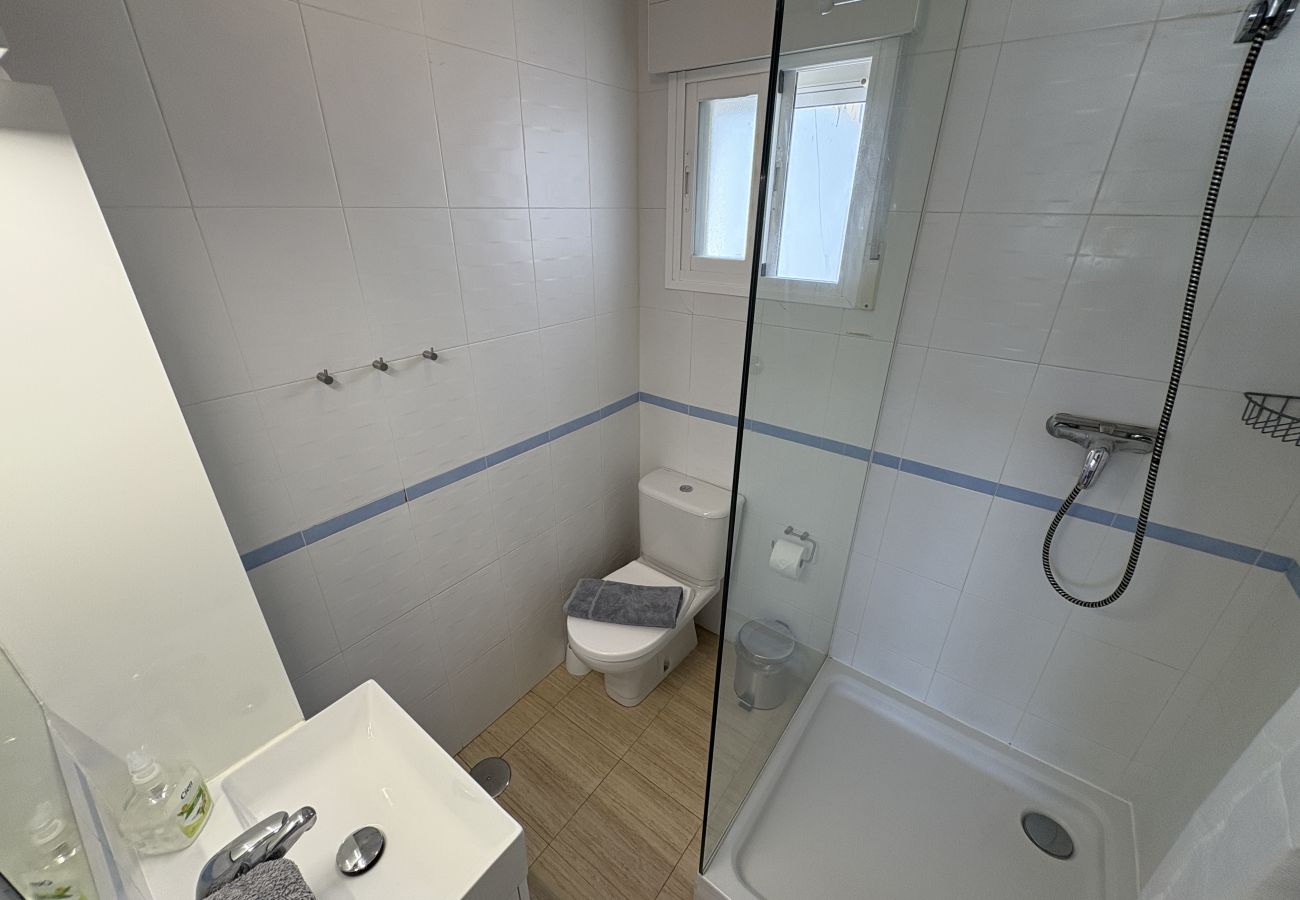 Apartamento en La Herradura - Lovely 2 bed apartment within walking distance to the beach and town