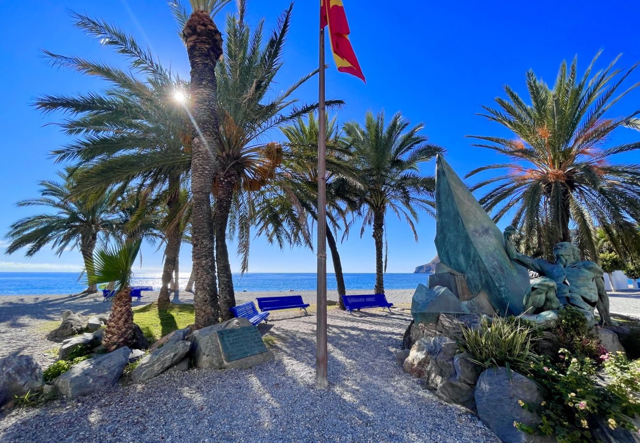 Apartamento en La Herradura - Lovely 2 bed apartment within walking distance to the beach and town